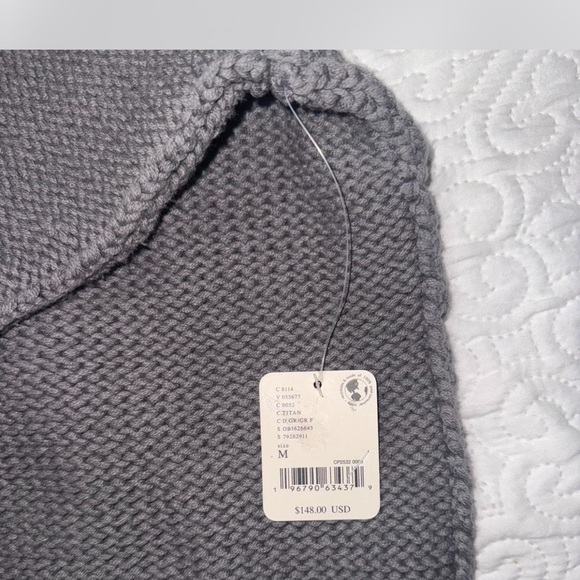 NWT | FREE PEOPLE Alli V Neck In Grey | size: M - Picture 8 of 8